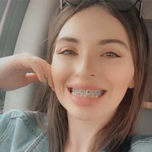 Meet your Posher, Haley